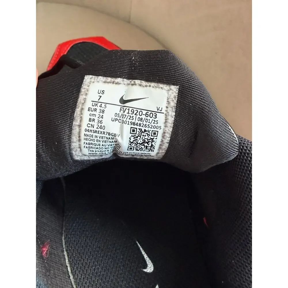 Size 7 - Nike Air Max Muse University Red W